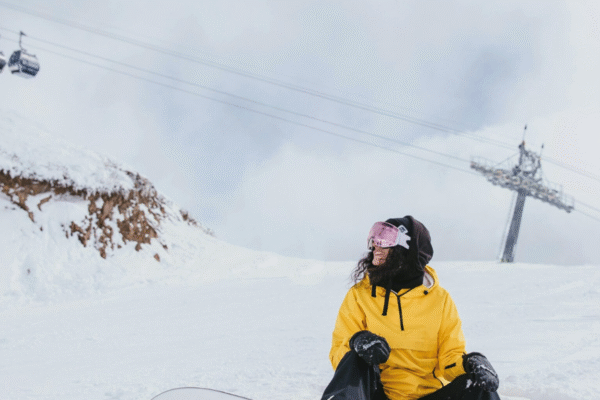 things to do in snowy mountains